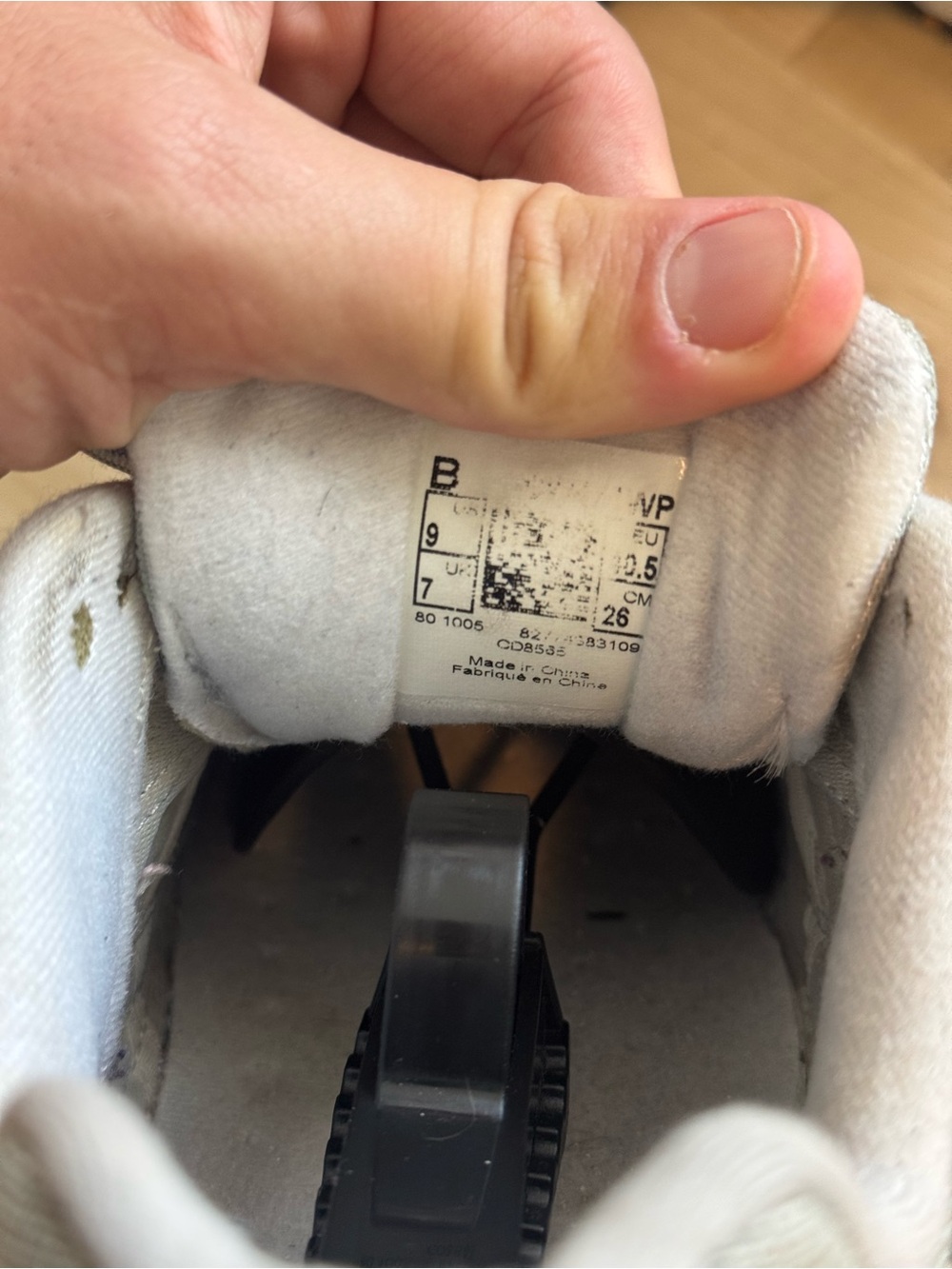 New Balance Womens Gray & Pink Athletic Sneakers - Picture 7 of 7